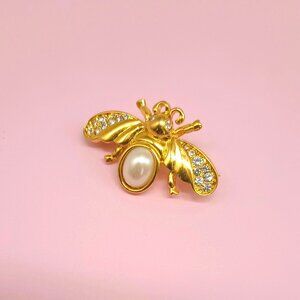 Napier Faux Pearl Bug Brooch Vintage Gold Tone Pave Crystal Wings Insect Pin